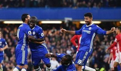 蓝军控球努力却仍输一球，曼联靠反击拿三分，球队战术与环境差异成为胜负关键