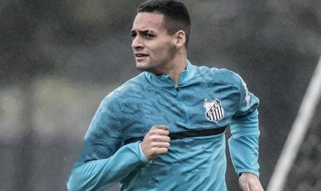 巴西甲：桑托斯vs瑞模贝雷，谁能重返胜轨?