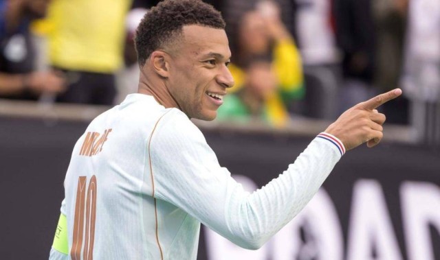 西甲球员月薪曝光：皇马两大球星并列第1，阿拉巴第3，莱万第4