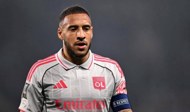 天助马赛：法甲第3里昂客场1-3不敌第7斯特拉斯堡，13连胜宣告终结