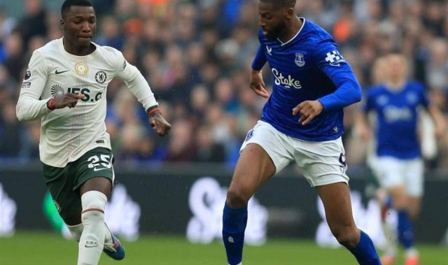 一场0-3，让罗塞尼尔不敢相信：4连败，1.1亿巨星已经哑火：4场0球