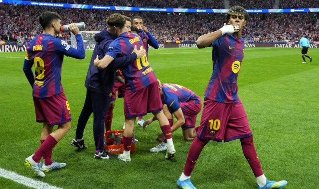 欧冠争议再升级！巴塞罗那怒火中烧，拉什福德领衔众将炮轰裁判，向欧足联再递“爆炸性”投诉！