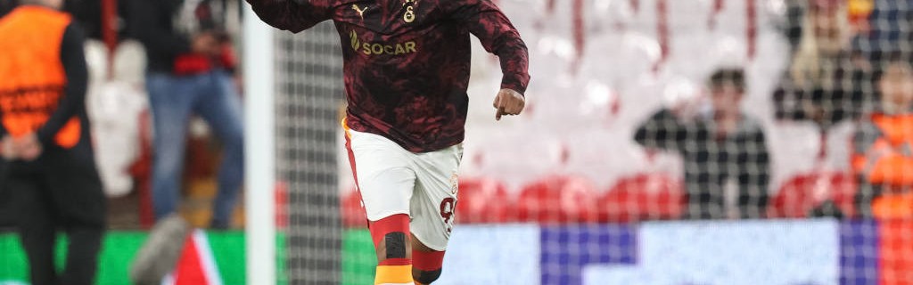 维尔茨：利物浦新星的欧冠之旅与顶级球员的较量